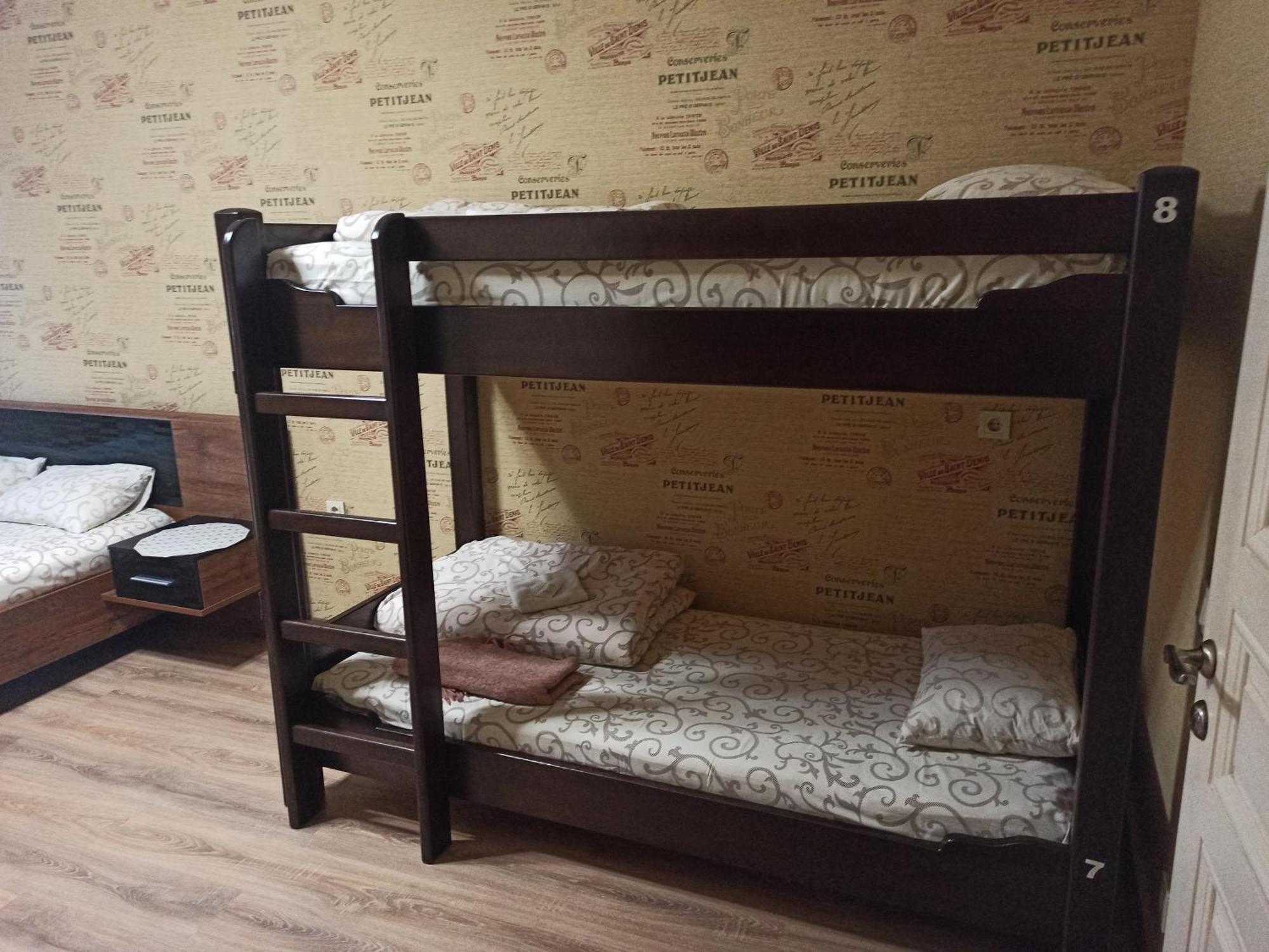 Hostel Q ,15 Хв До Жд Вокзалу Lviv Extérieur photo