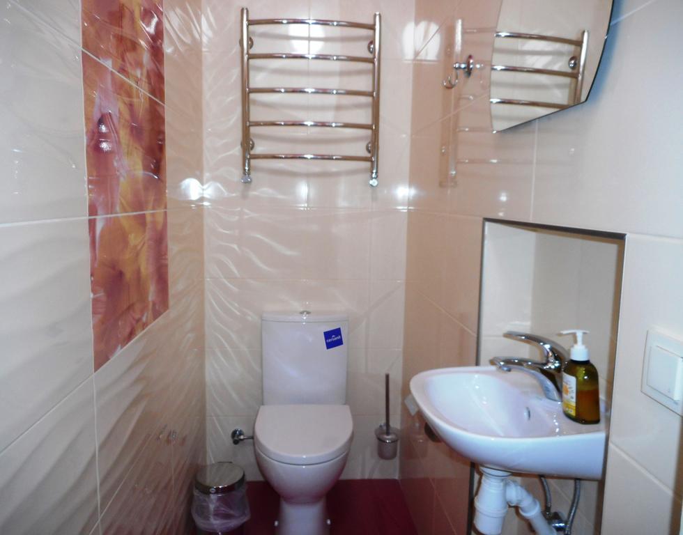 Hostel Q ,15 Хв До Жд Вокзалу Lviv Extérieur photo