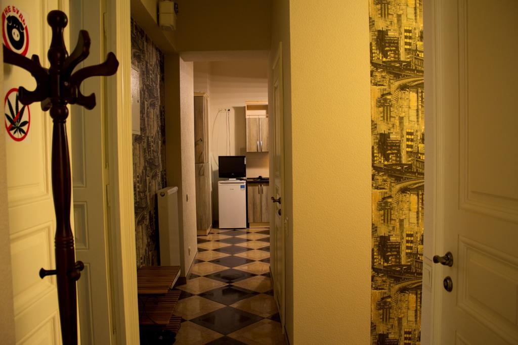 Hostel Q ,15 Хв До Жд Вокзалу Lviv Extérieur photo