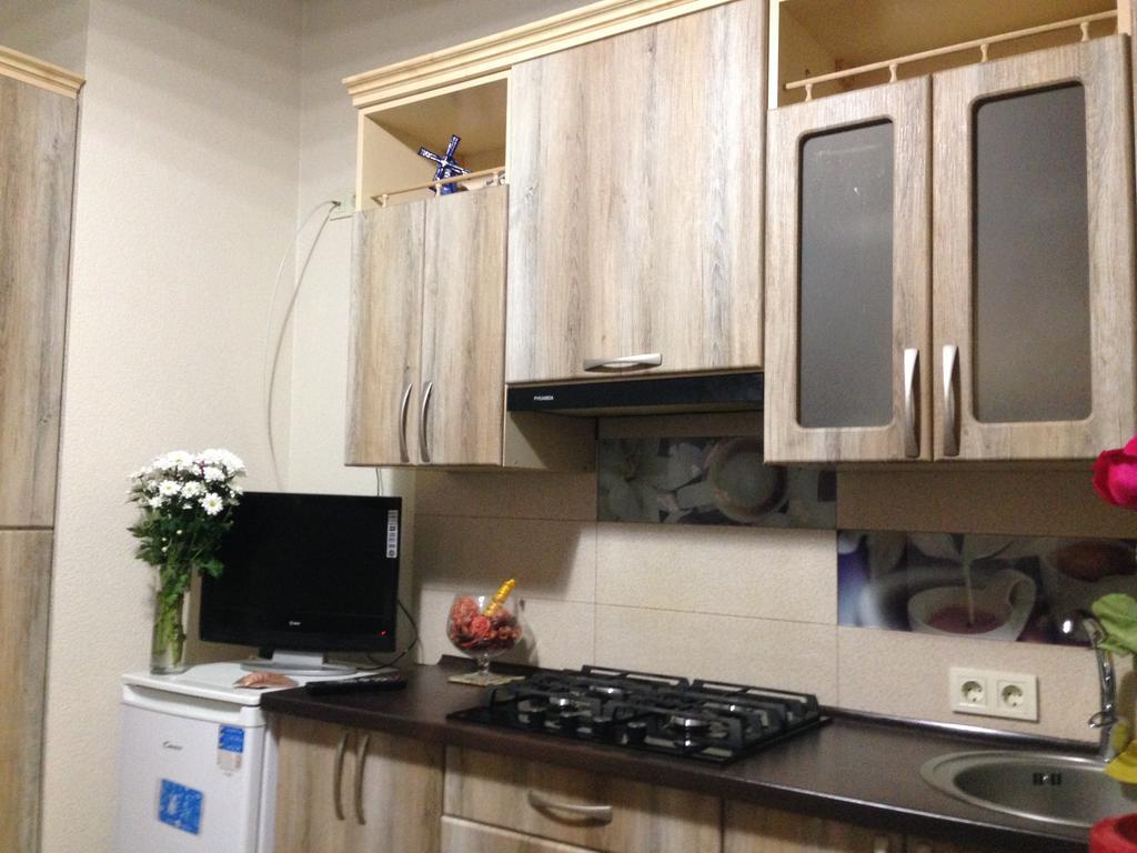 Hostel Q ,15 Хв До Жд Вокзалу Lviv Extérieur photo